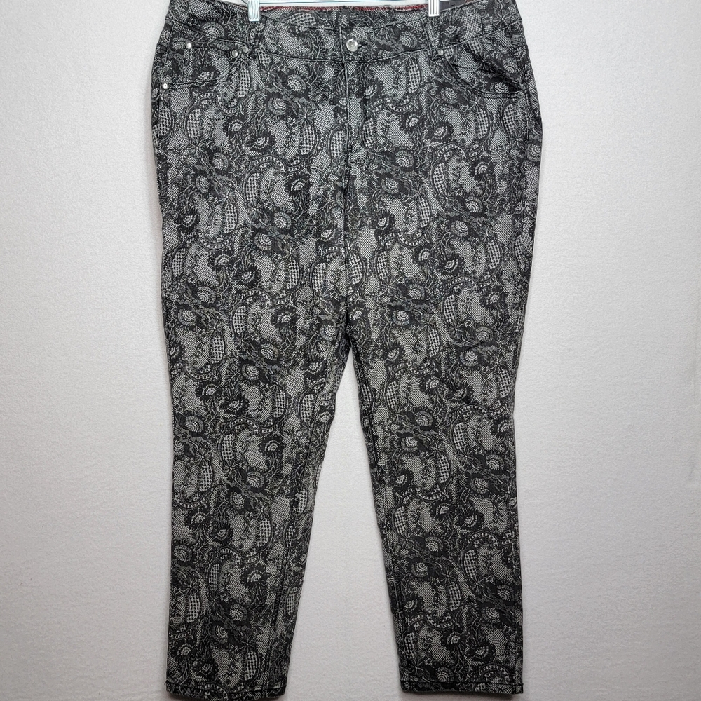 NWT Lane Bryant‎ Black and Gray Lace Print Jeans SIZE 22. #877